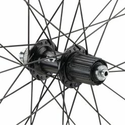 Bc Basic Urban Shutter Precision / XT V-Brake DT Swiss 535 28" Laufradsatz 13 Bc Basic Urban Shutter Precision / XT V-Brake DT Swiss 535 28" Laufradsatz -Fulcrum Verkäufe 396820