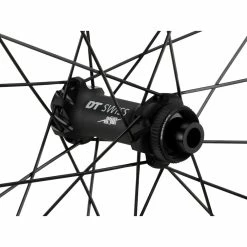 Dt-swiss HEC 1400 SPLINE 62 Carbon Boost Disc CL Hybrid 28" Laufradsatz 10 Dt-swiss HEC 1400 SPLINE 62 Carbon Boost Disc CL Hybrid 28" Laufradsatz -Fulcrum Verkäufe 437038