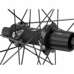 Dt-swiss PRC 1400 SPLINE 35 Disc Center Lock Carbon 28" Laufradsatz 12 Dt-swiss PRC 1400 SPLINE 35 Disc Center Lock Carbon 28" Laufradsatz -Fulcrum Verkäufe 437112